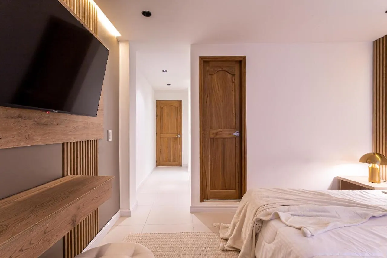 Jacuzzi Privado, Casa De Lujo Norte Medellín Colombia